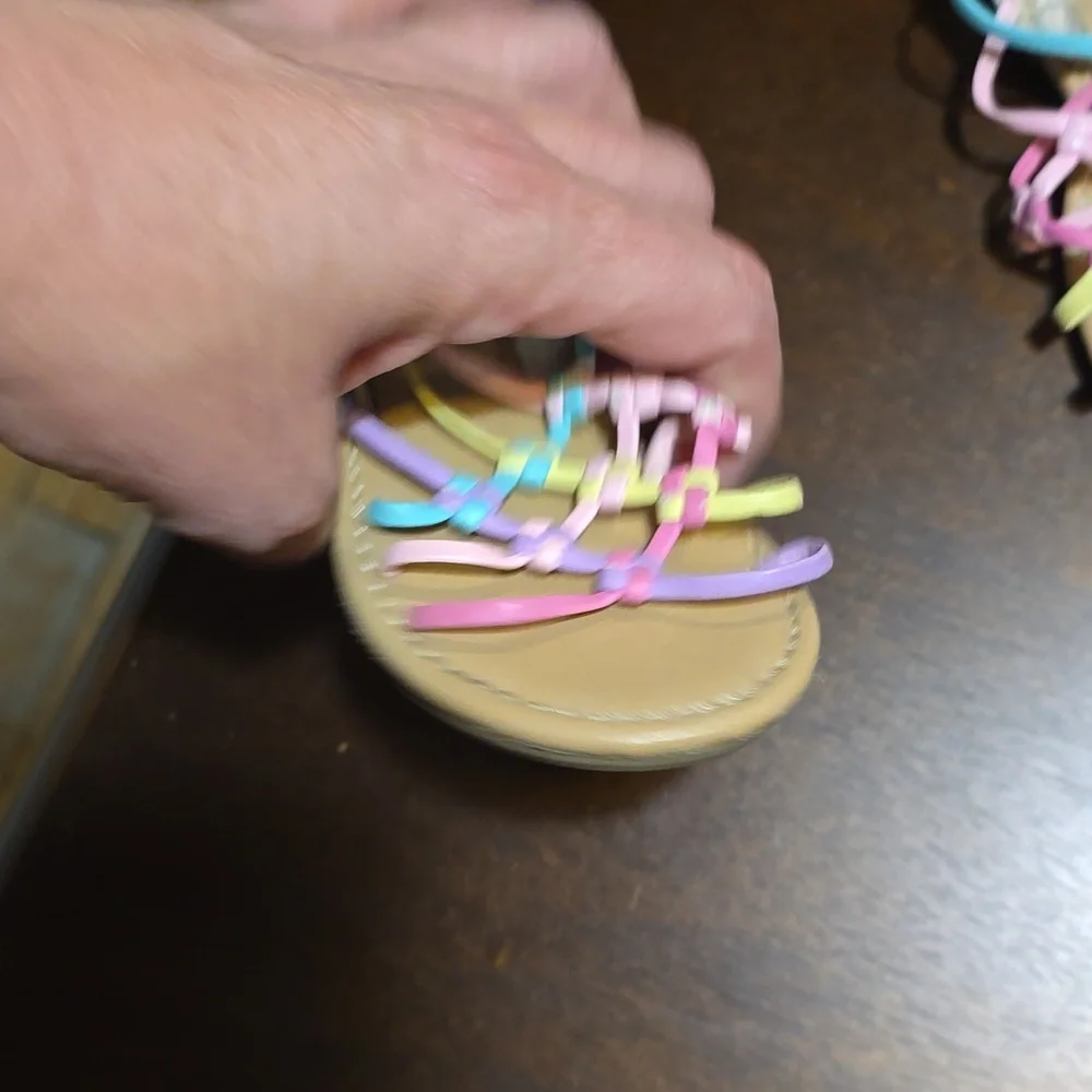 Carters sandals‎ size 6